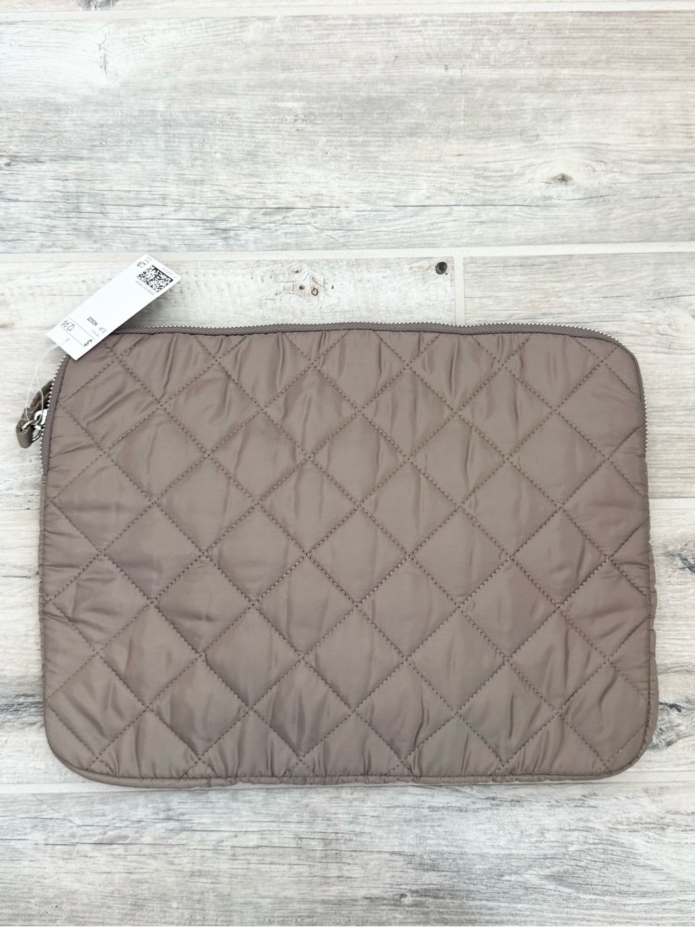 H&M Taupe Tan Quilted Zipper Laptop Pouch